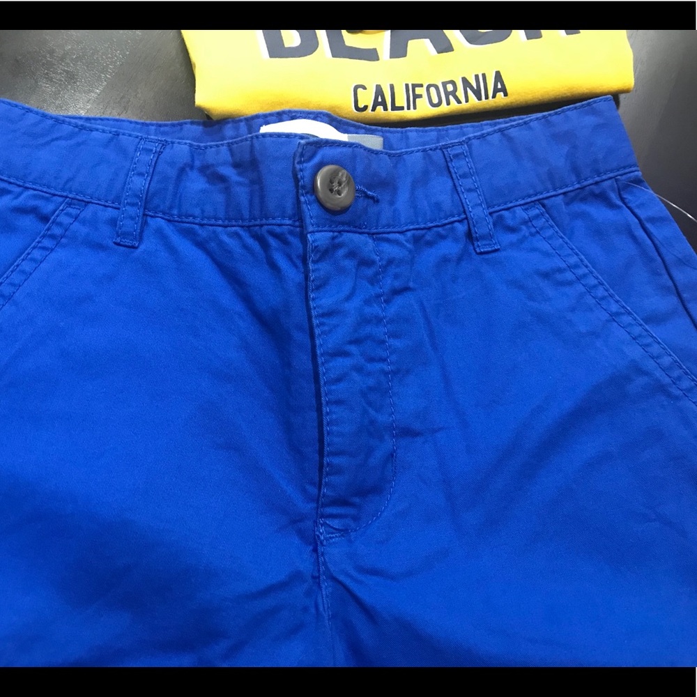 Bundle of 2 H&M T-shirt and Old Navy Shorts Boys - Picture 4 of 7